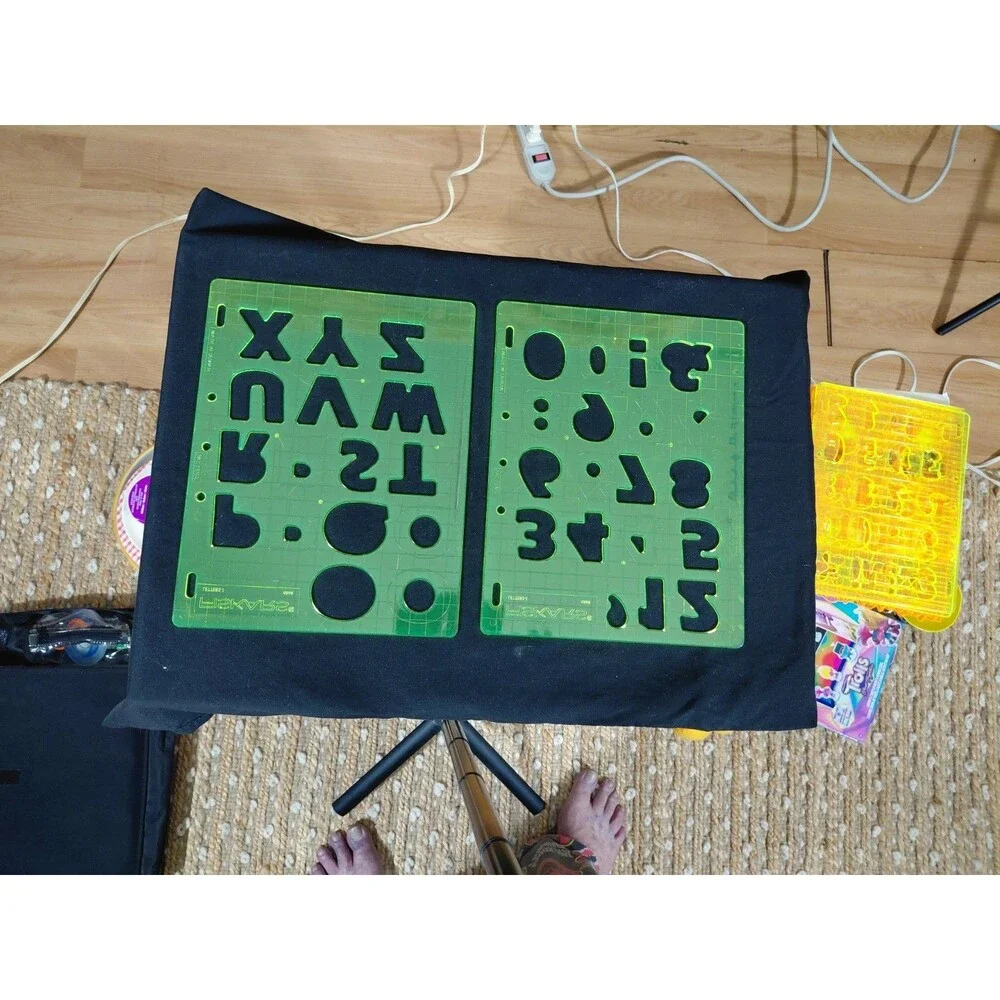 Fiskars Scrapbooking File Folder Tote Bag Briefcase  W/Stencils